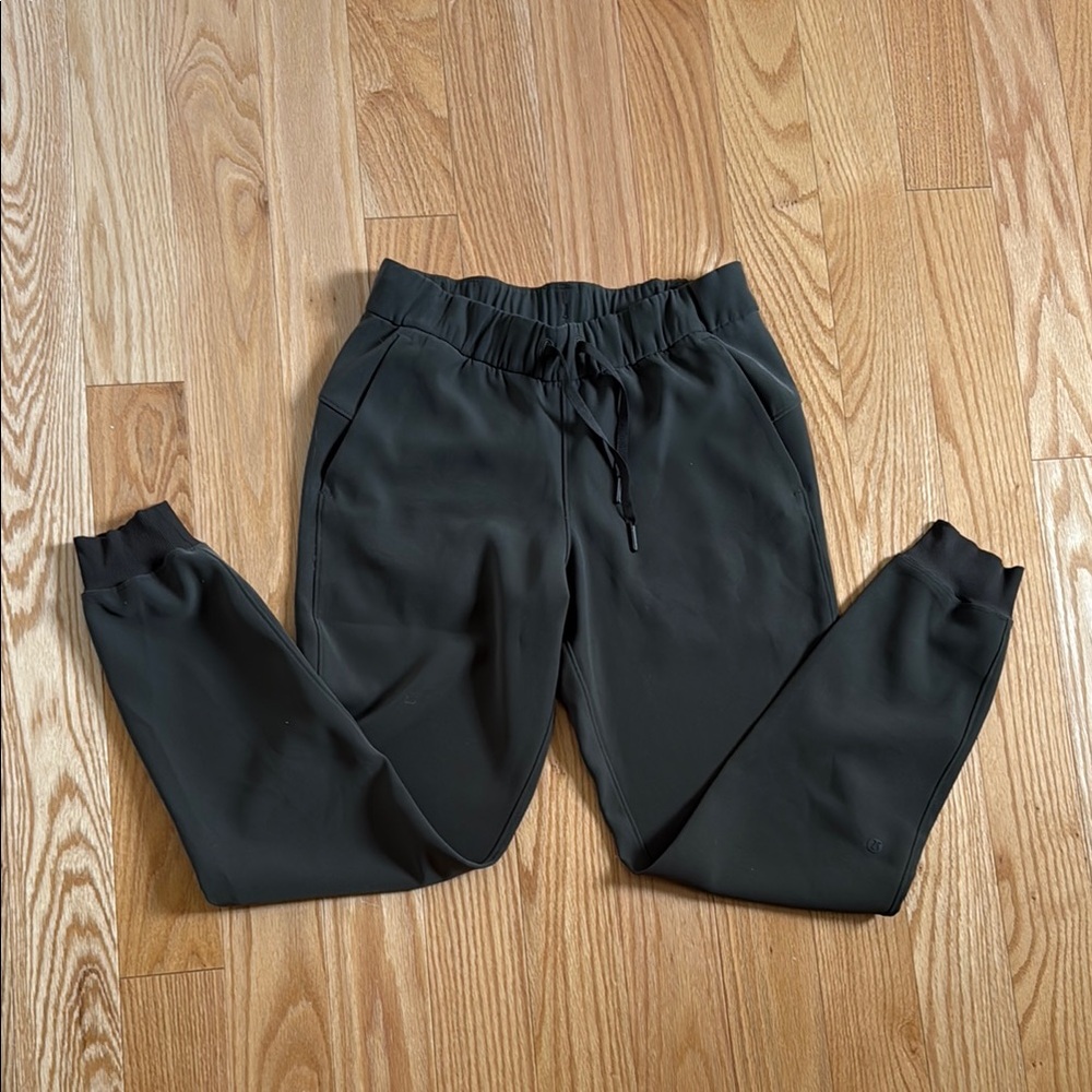 Lululemon On the fly Jogger Pants